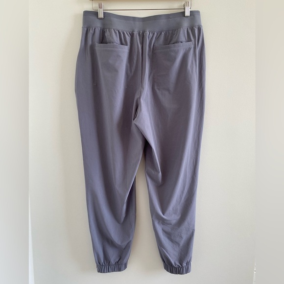 Athleta Brooklyn Heights Cargo Jogger Size 12 In Grey/Purple - Picture 6 of 8